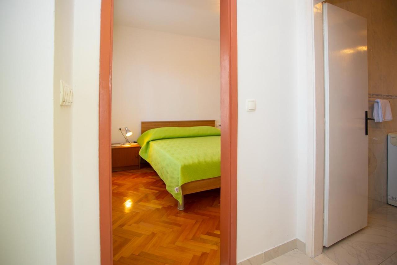 Apartment Nola Подгора Екстериор снимка