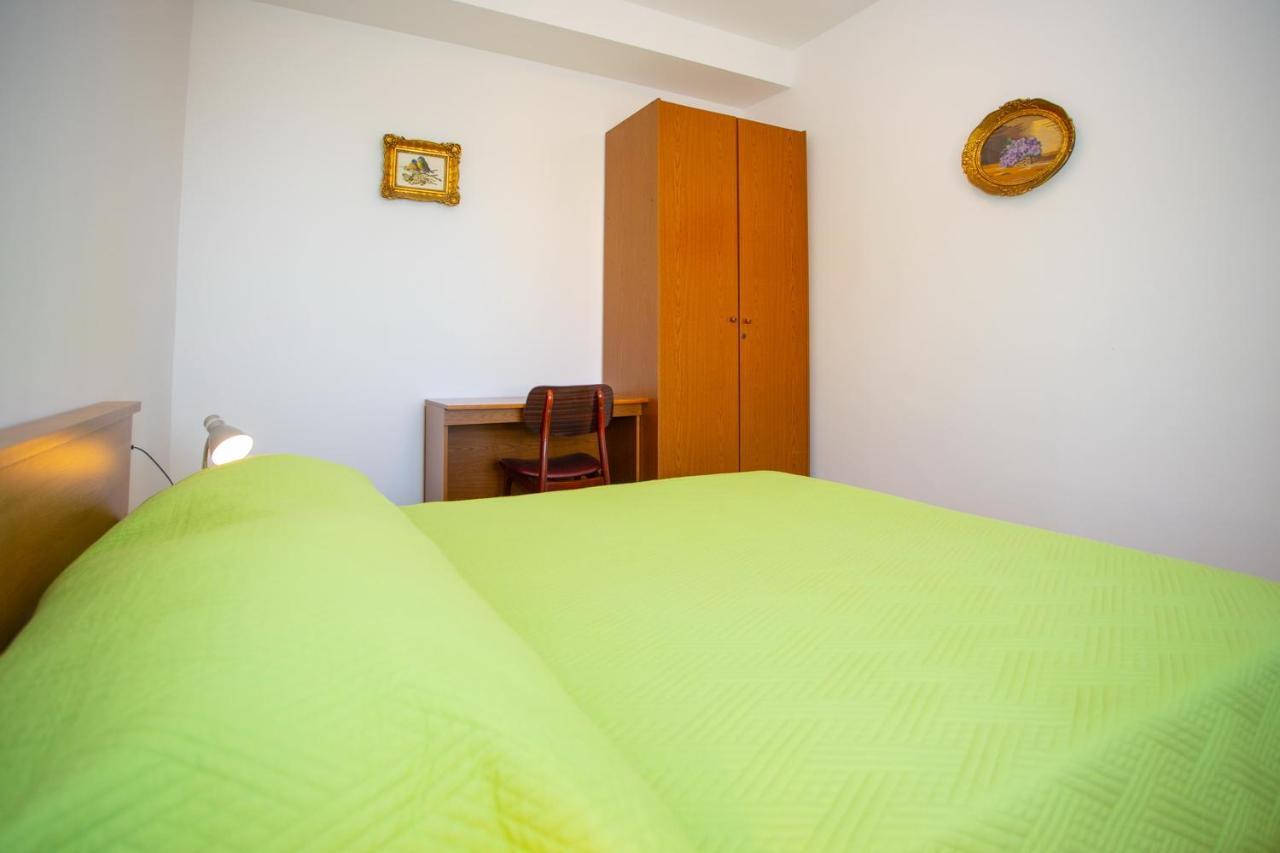 Apartment Nola Подгора Екстериор снимка