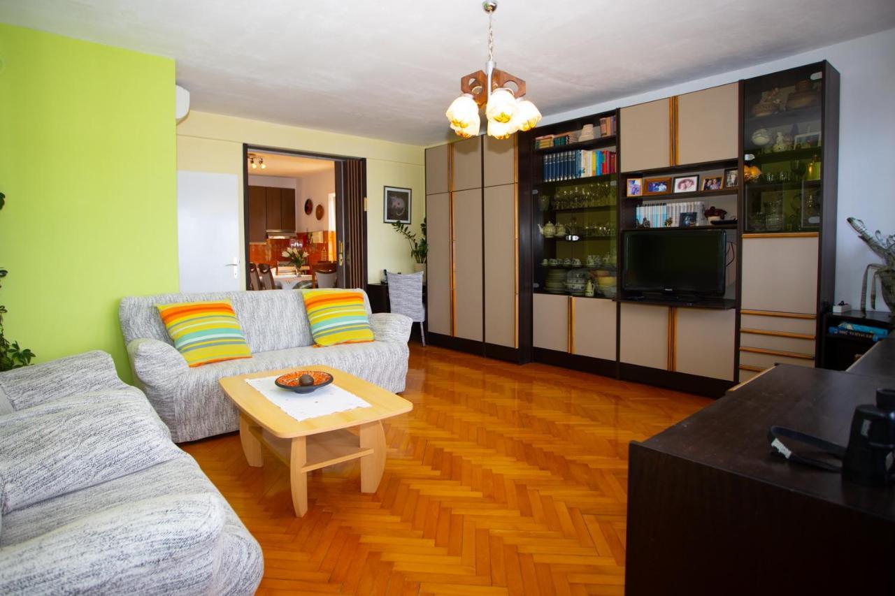 Apartment Nola Подгора Екстериор снимка