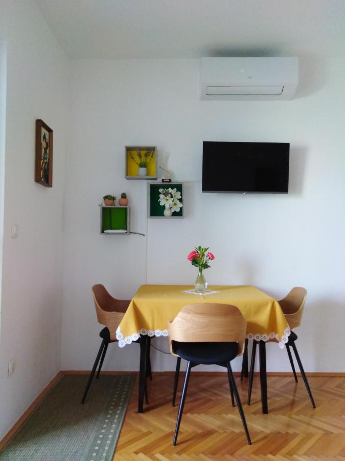 Apartment Nola Подгора Екстериор снимка
