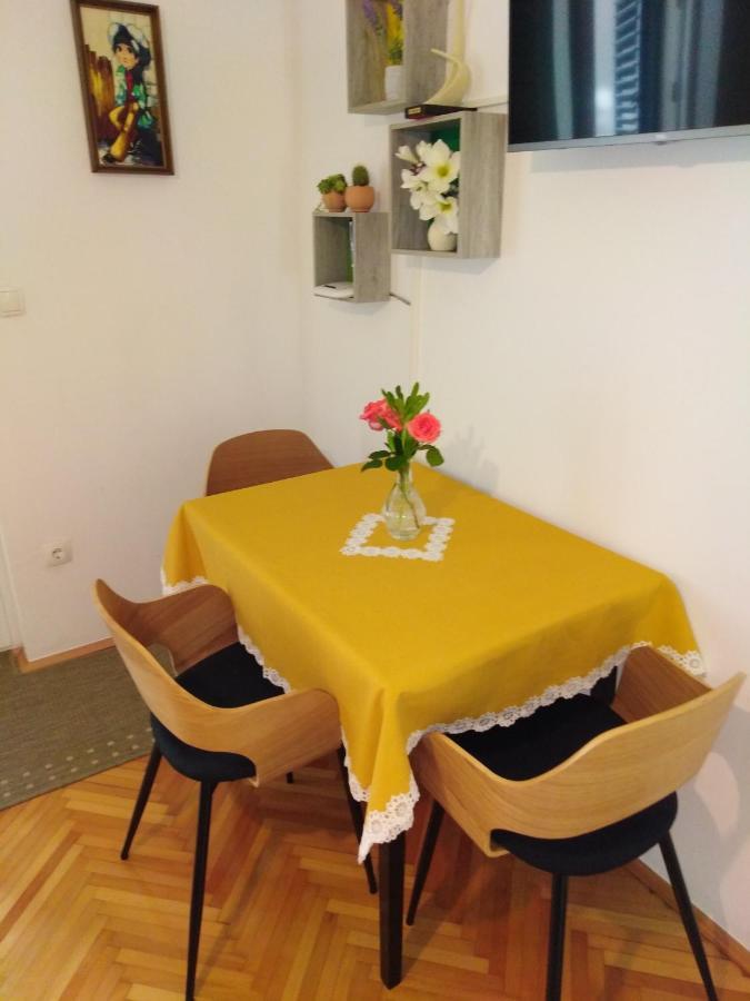 Apartment Nola Подгора Екстериор снимка