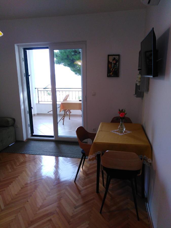 Apartment Nola Подгора Екстериор снимка
