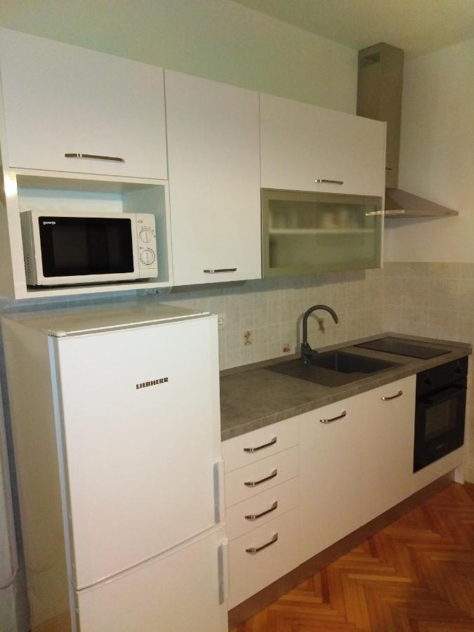 Apartment Nola Подгора Екстериор снимка