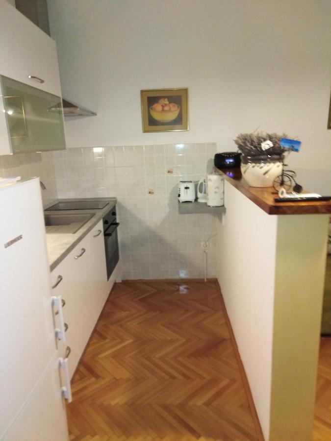 Apartment Nola Подгора Екстериор снимка